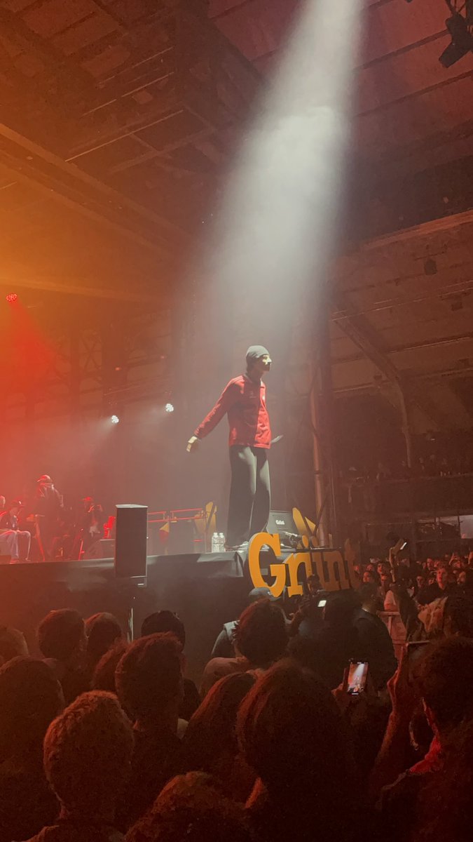 Averej 🍉 tweet media