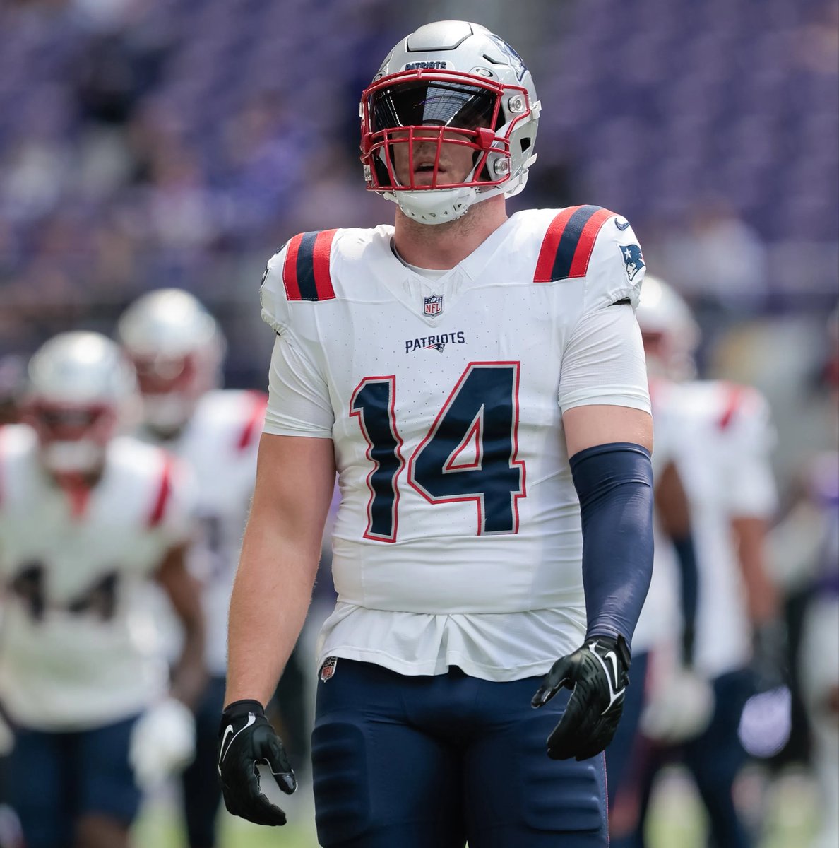 RamsBlock's tweet photo. Robert Spillane today:

-5 solo tackles
-9 assisted tackles
-2 TFL
-1 INT
-1 PD

STUD 🔥 https://t.co/HdKUcLW4Oc