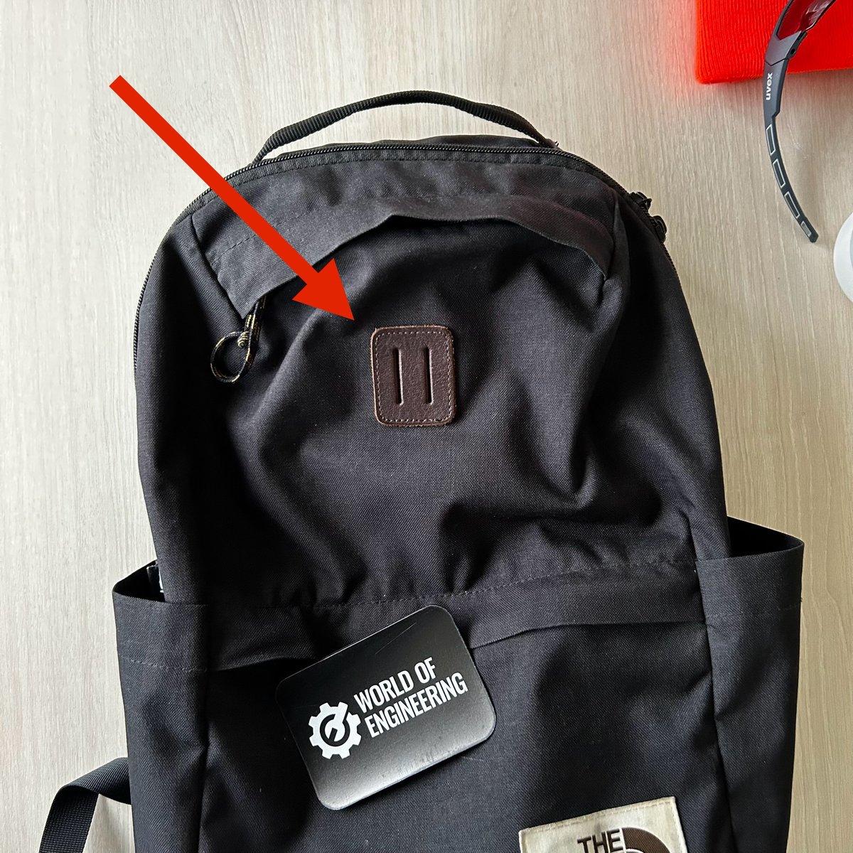 engineers_feed's tweet photo. What is the purpose of these leather patches on backpacks? https://t.co/jP7WPKBUAy