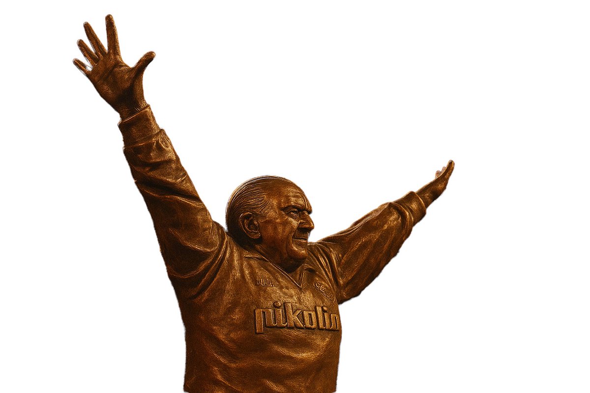 Sí hay una persona que se merece tener una estatua en las puertas de La  Romareda es Alfonso Solans padre. ¿Dónde hay que firmar para que se haga  realidad? Montaje realizado con