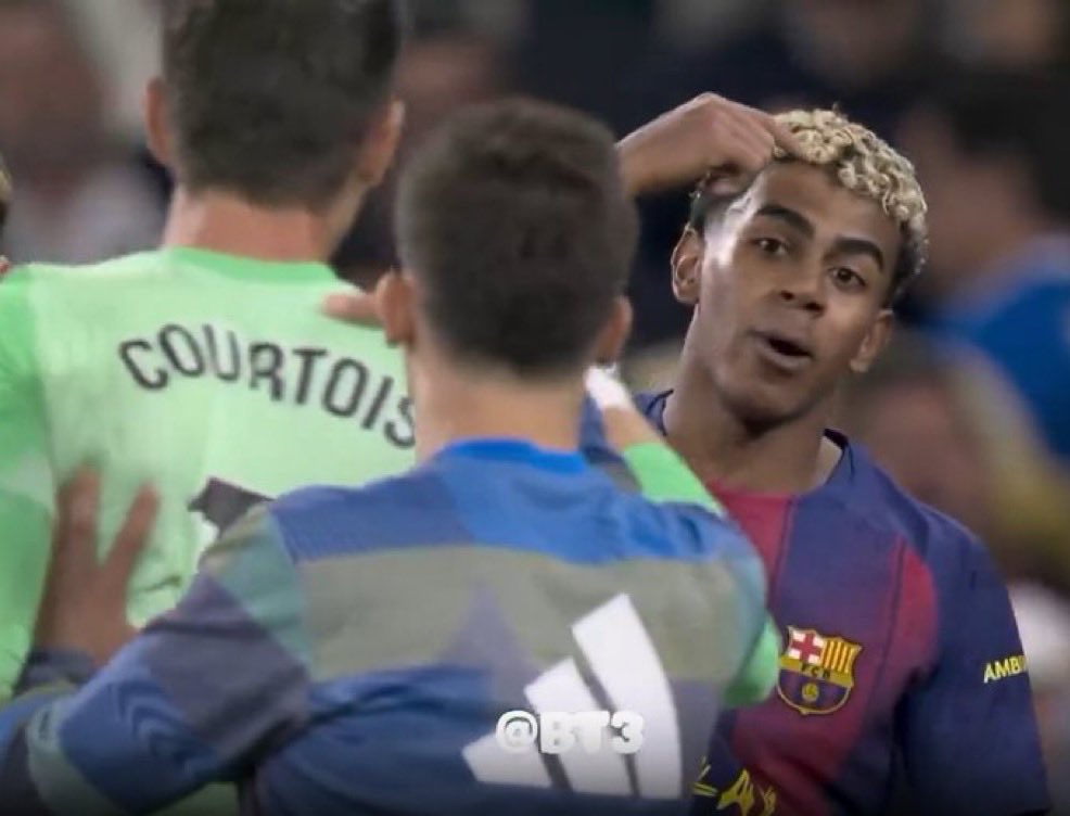 Courtois con 33 años y un par de ruedas de prensa hablando de Negreira diciéndole cosas a Lamine Yamal.

Si se parte el cruzado otra vez el hijo de la gran puta el mundo será un lugar mejor.
