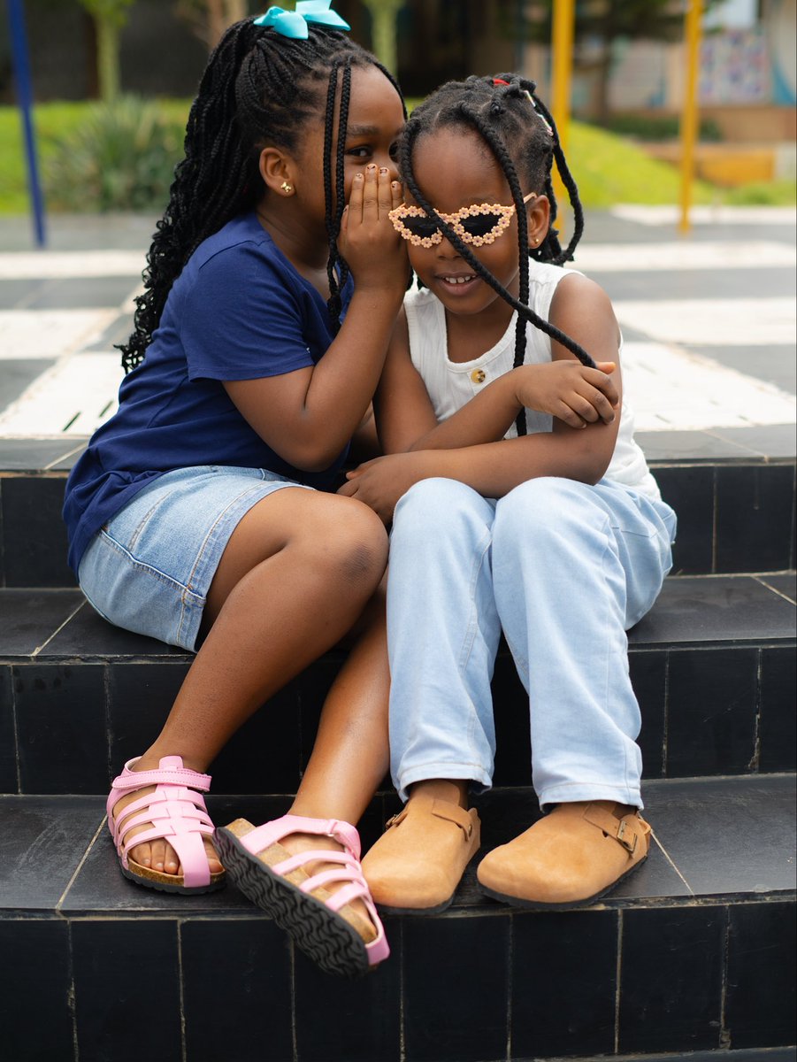 FootCityNG's tweet photo. Parents love peace. Kids love comfort. 😍🤩
City Kids Summer Collection perfect for Sunday strolls and beyond 💃

To Shop🛍️
✅Visit: https://t.co/yygpiP4zlp 
✅WhatsApp: +234 912 924 1749 https://t.co/KUnP0fapqR