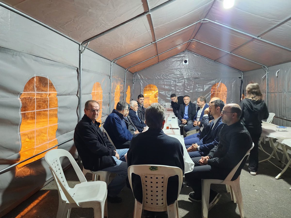 📍Burdur

Tarım ve Orman Bakan Yardımcımız ve hemşehrimiz Sn. Ahmet Gümen’in kıymetli annesi Şengül Özkan’ın vefatı üzere ailesine ve yakınlarına taziye ziyaretinde bulunduk. 

Merhumeye Yüce Allah’tan rahmet, ailesine ve tüm yakınlarına sabır ve metanet diliyorum.