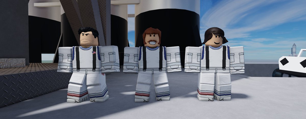 QuantumTechBUSA's tweet image. Astronauts John Dubinski, Wilbur Walsh, and Nathan Brooks stand behind their OLV Super-Lift ahead of Lunar Horizons 7.