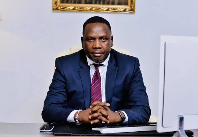 IU_Wakilii's tweet image. APC people are calling out the people who got appointments in Tinubu’s administration despite contributing nothing.

What about the ones who joined others to call him a thief and a drug dealer?