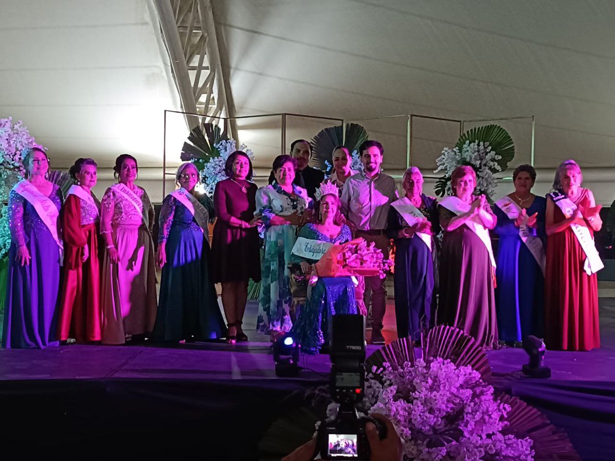 DIFJalisco's tweet image. 👑 ¡Felicidades a Águeda Álvarez Ramos!
Nuestra nueva #Embajadora Región 3 Altos Sur, representante de Tamazula de Gordiano, Jal. 💐
El certamen se realizó el 21 de octubre con sede regional en #Tamazula.