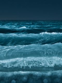 مشاعر الفقد لها شكل مختلف عن بقية المشاعر فهي تأتي على شكل أمواج من حين لآخر ؛ لذلك الإستعداد لها مهم بتقوية المناعة النفسية ومحاولة استعادة التوازن النفسي وقبل ذلك كله الإستعانة بالله سبحانه وتعالى للتعايش معها.

#الصدمات_النفسية 
#علم_النفس