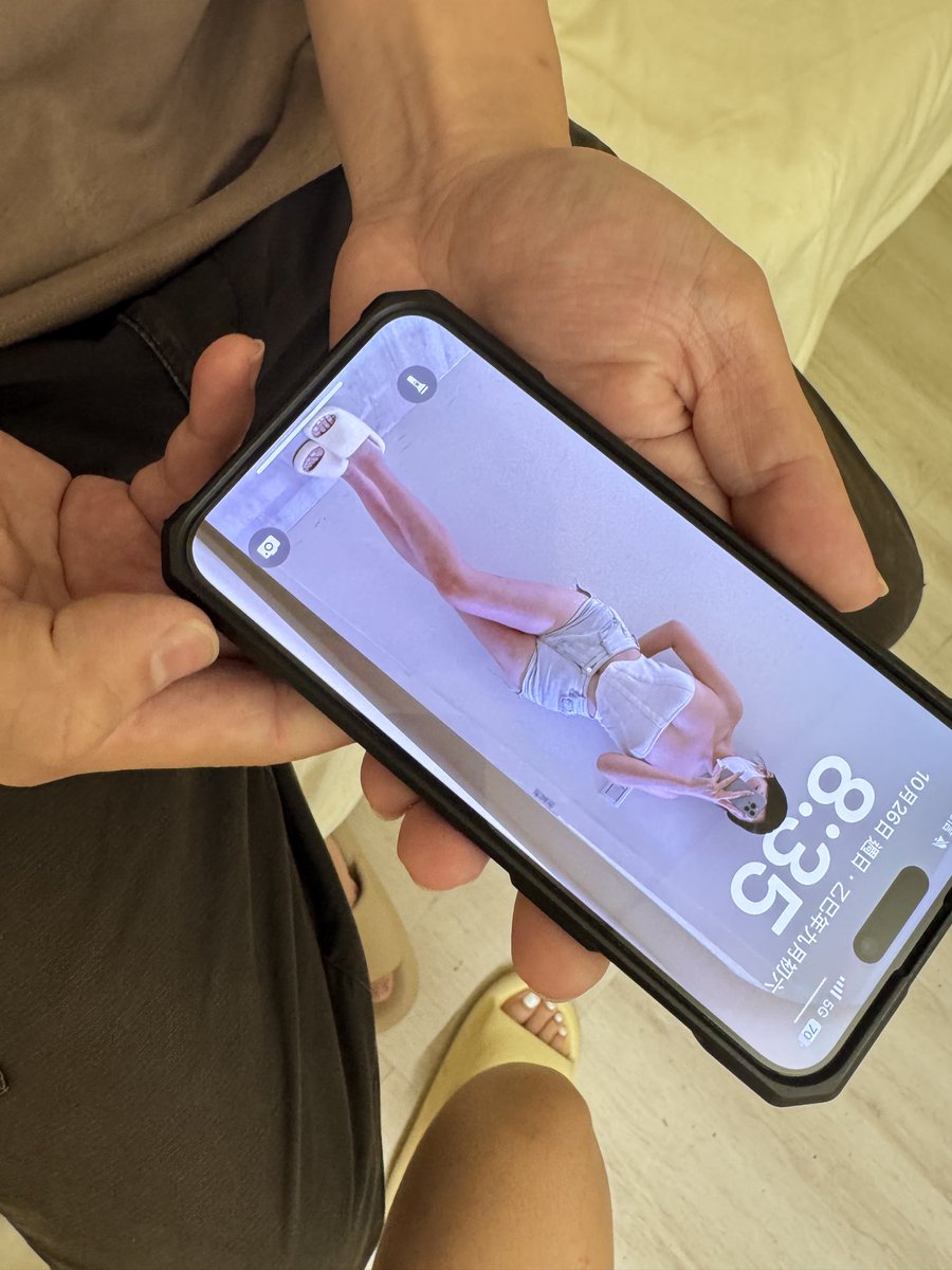 竟然有人用我的照片當桌布😆😆