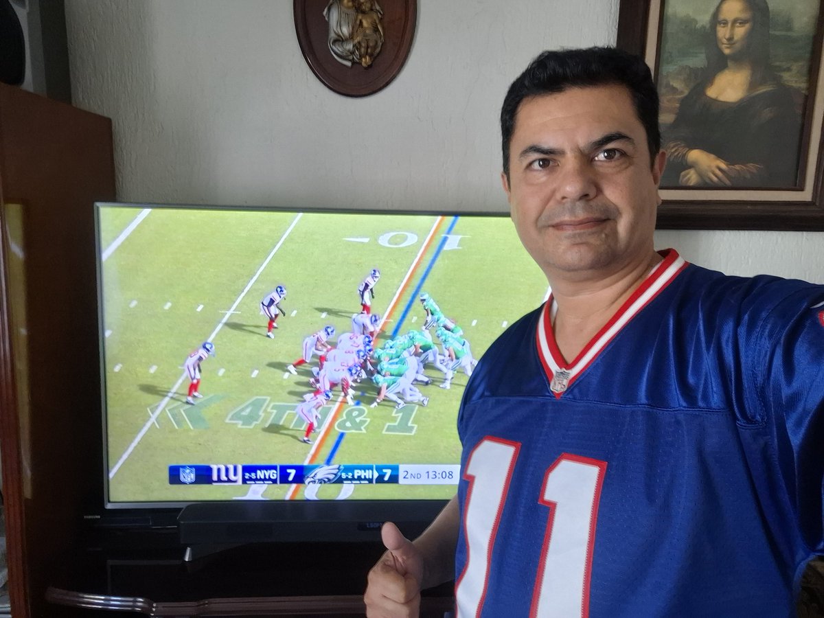 Pepe_Robertson's tweet photo. @FOXImpactoNFL #foximpactonfl GO GIANTS fan desde 1984 https://t.co/h2D27EHcce