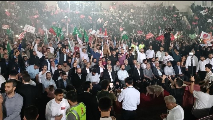 FurkanHareketinden Konferans 
#AdanadaBüyükBuluşma