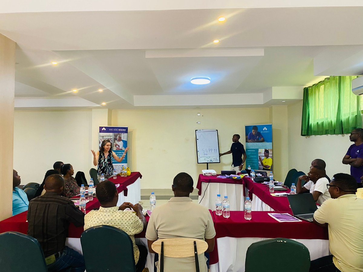 Rising_Rwanda's tweet photo. Under the @LIFT_Rwanda programme, @Rising_Rwanda wrapped up the Training of Trainers for national master trainers on the #RisingFaster model.

These trainers will now cascade the model to Teacher Mentors in @Gasabo_District and across 6 other districts.

#LIFT #WeAreRising https://t.co/5SWBiYT9OA