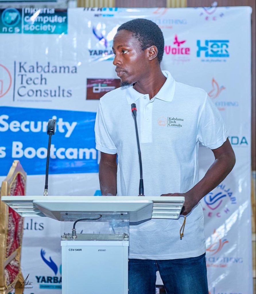 Tech_Guy00's tweet image. Congratulations 🥂 Engr. Naja&apos;atu Kabir Mustapha  for this remarkable achievement cyber boothcamp for young secondary students  indeed Our young Techies are Getting there