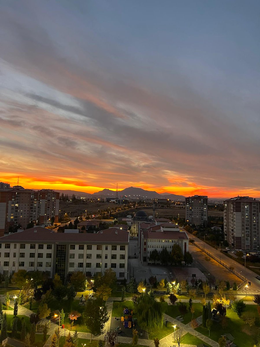 Hastasıyız güzel manzaralarınn✨🖤