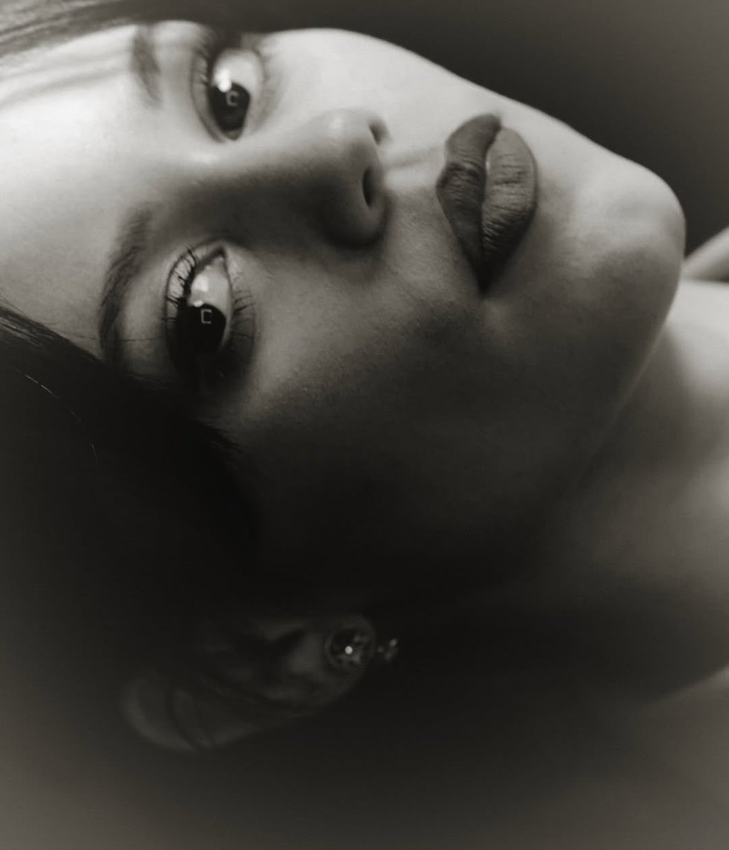 rain🌧 tweet media