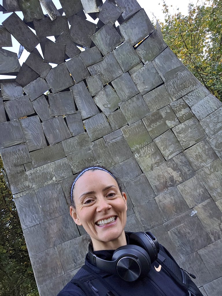 MissHYTweets's tweet photo. Good weekend for running 🏃‍♀️

Gorgeous sunny day on Saturday for Cuningar Loop @parkrunUK and then soaked to the skin for the Up and Running 5km at Queen' Park today. https://t.co/oDrI1Yg43f