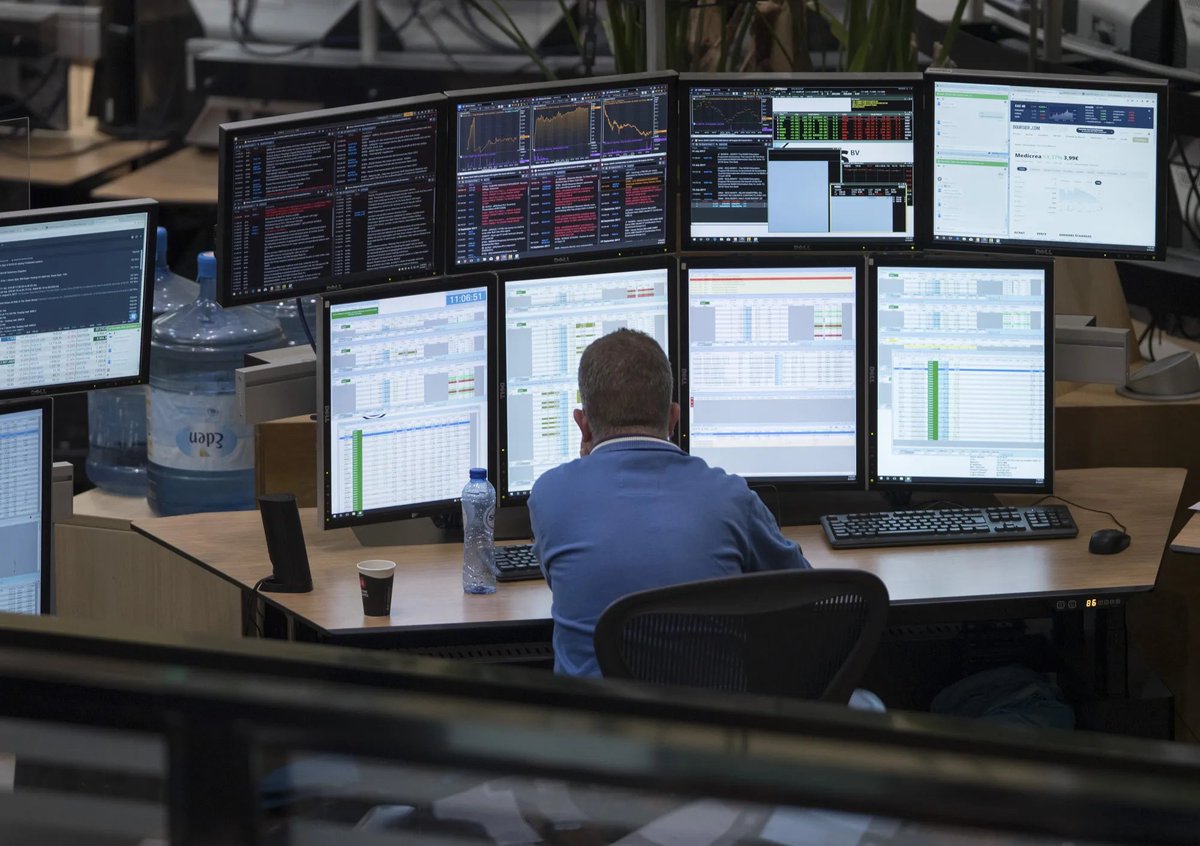 pyquantnews's tweet image. Algorithmic trading is the domain of secretive hedge funds and banks.
Python unlocked these secrets for everyone (even Goldman Sachs has an open-source tool).
Use the same tools the professionals use.
Here are 17 Python libraries that open the black box: