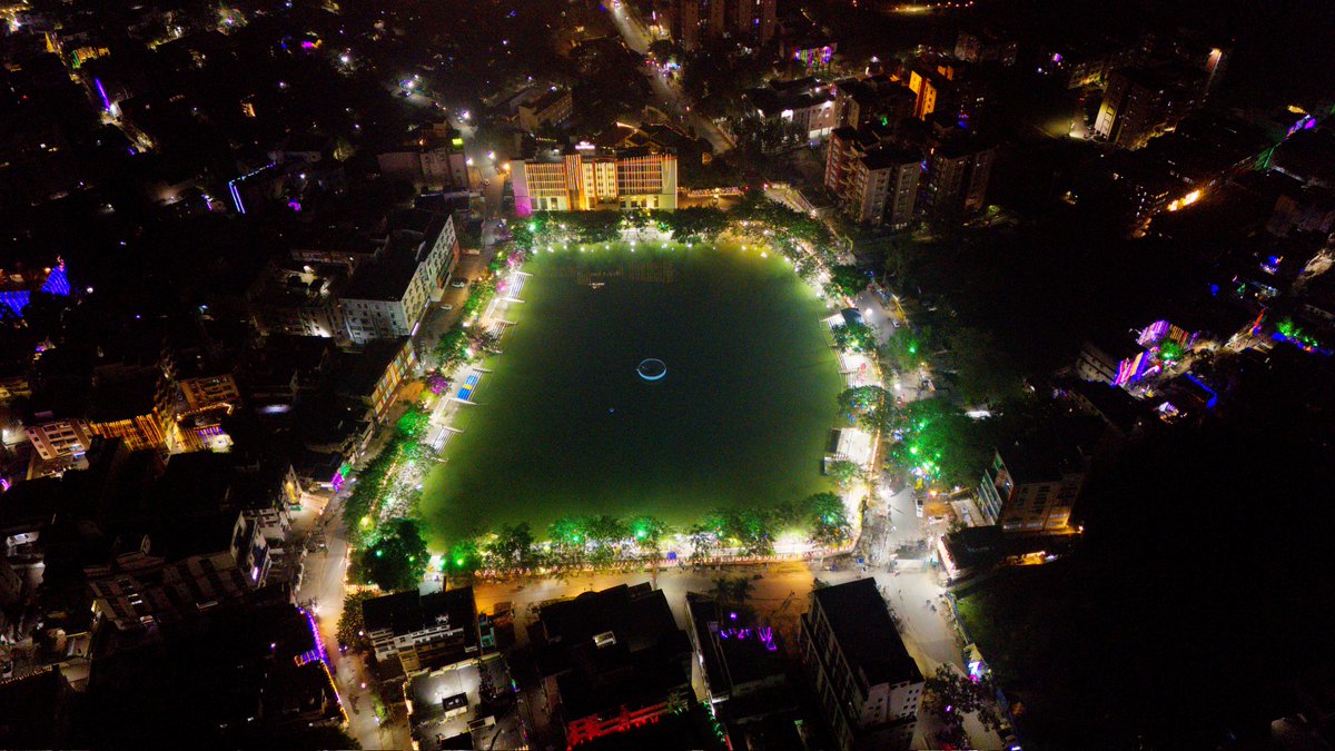 आस्था की रोशनी में नहाया चडरी तालाब छठ घाट। 
#Chhath2025
#SwachhRanchi
<a href="/JharkhandCMO/">Office of Chief Minister, Jharkhand</a> <a href="/HemantSorenJMM/">Hemant Soren</a> <a href="/kumarsudivya/">Sudivya Kumar</a> <a href="/prdjharkhand/">IPRD Jharkhand</a> <a href="/SwachhBharatGov/">Swachh Bharat Urban</a> <a href="/MoHUA_India/">Ministry of Housing and Urban Affairs</a> <a href="/amrut_MoHUA/">AMRUT 2.0</a> <a href="/airnews_ranchi/">आकाशवाणी समाचार, राँची | Akashvani News, Ranchi</a> <a href="/smartcityranchi/">Ranchi Smart City</a> <a href="/DC_Ranchi/">DC Ranchi</a> <a href="/DproRanchi/">DPRO, Ranchi</a>