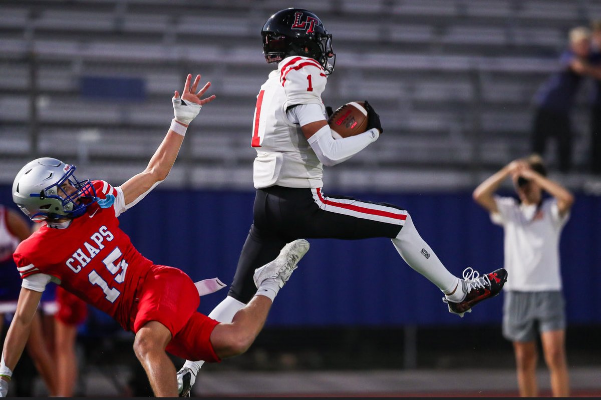 TheRealTDGold's tweet image. Compete everyday, every play😈 #TDGold #LT #BuiLTdifferent @LTHSCavFootball @LT_FBRecruiting