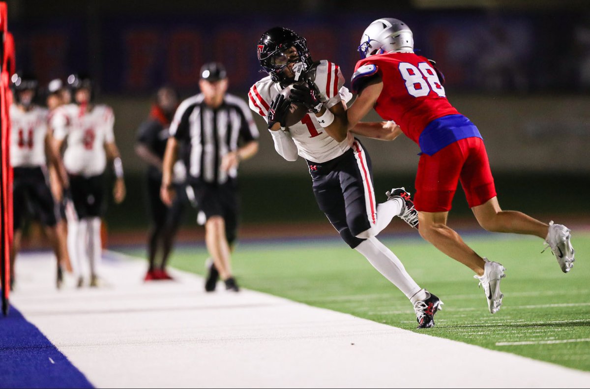 TheRealTDGold's tweet image. Compete everyday, every play😈 #TDGold #LT #BuiLTdifferent @LTHSCavFootball @LT_FBRecruiting