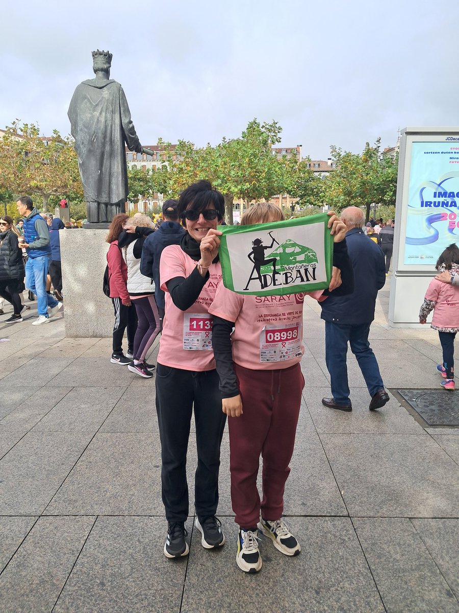 ADEBANasociac's tweet image. Nuestra banderola hoy en una causa imprescindible #cancerDeMama #PamplonaIruña