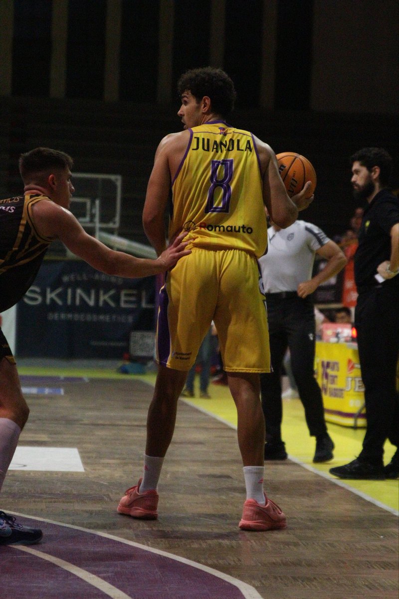 🚨 Final al Palau | #2aFEB J4
🟡 Mataró <a href="/HomsRentals/">Homs Rentals</a> 78 - 81 Llíria

Tenim el tir de la victòria però se’ns torna a escapar per poquíssim la primera.
💪🏻 Ens aixecarem junts equip!!! 
Orgullosos de la feina feta, només queda seguir treballant i arribaran les victòries!