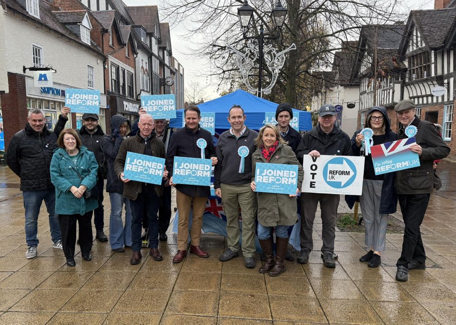 👌🏻 Reform Action Day in Solihull was a huge success, reports Cllr Samantha Gethen (St Alphege)

Talking with residents, listening to concerns &amp; welcoming new members - “People want change, &amp; Reform is the growing force to deliver it in Solihull” 

#ReformActionDay #ReformUK