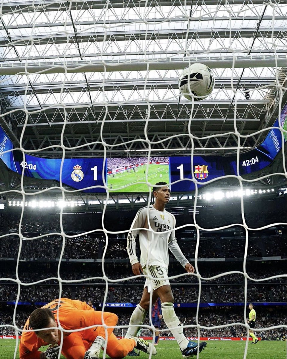 WHAT A PICTURE! 🥶