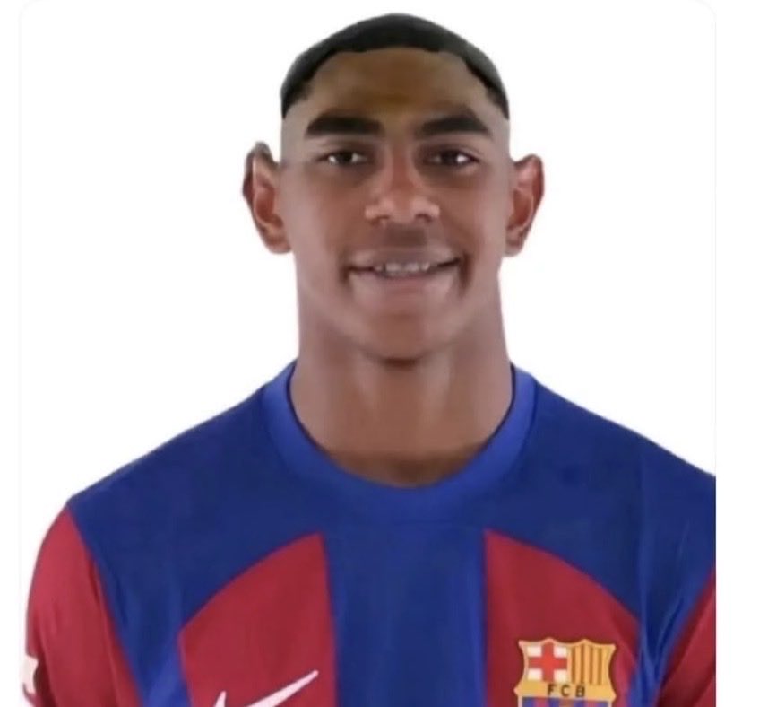 Lamine Yamal refused to play in El Clásico to protest against the discrimination and bad treatment of dwarves. Respect! 🫡