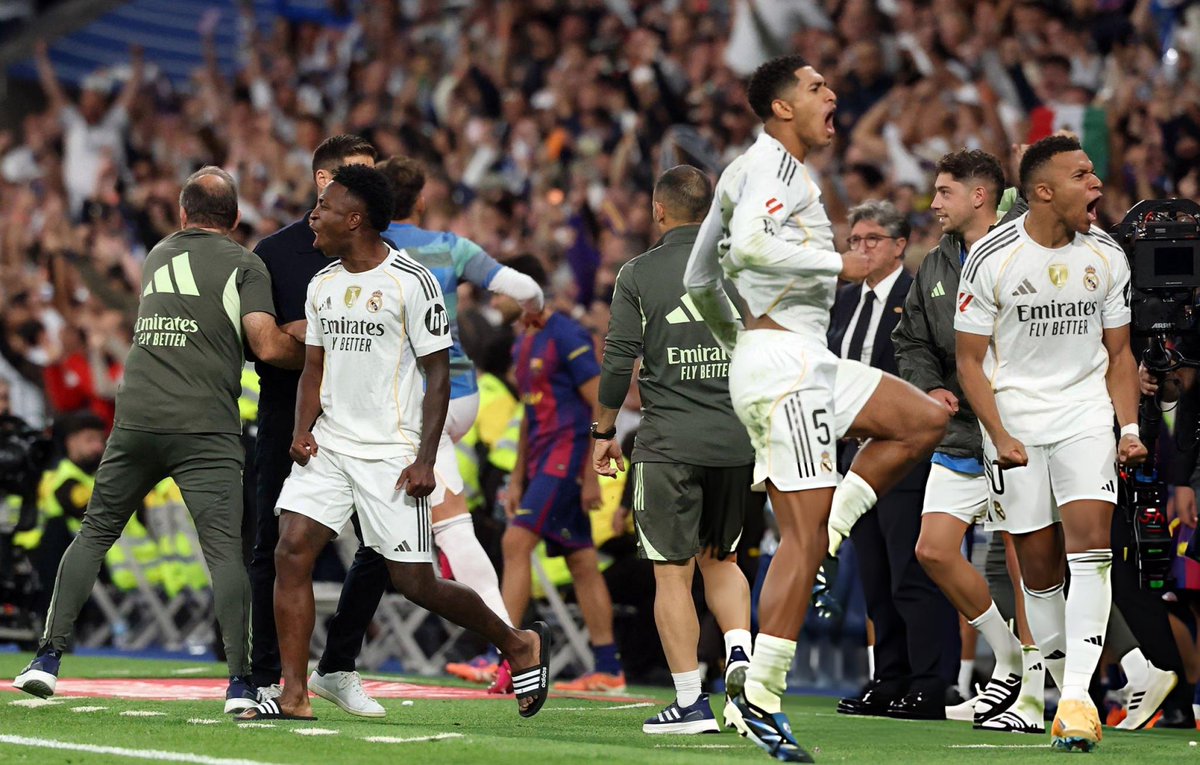 (fan) REAL MADRID FANS 🤍 tweet media