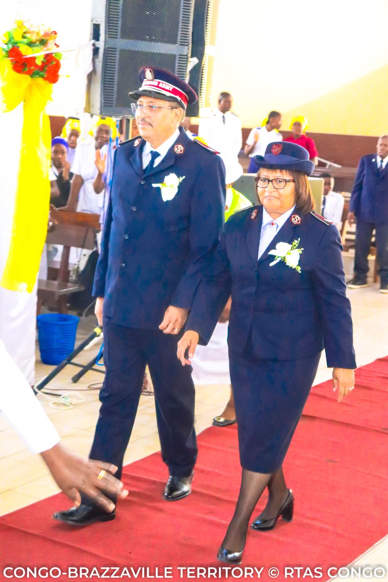 RTASCONGO's tweet image. 🔴 Réunion de sanctification du 26 oct. 2025 à Moungali !
Sous la direction des commissaires Keith &amp;amp; Yvonne Conrad.
Officiers et soldats venus de Brazzaville unis dans la foi. 🙏🔥
#ArméeDuSalut #CongoBrazzaville