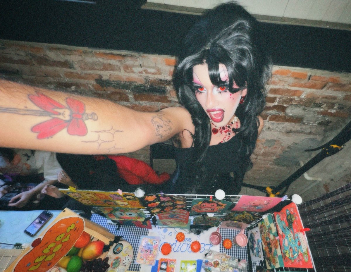 mis disfraces d día 1 y 2 de Cartoon Madness 🦷🦇