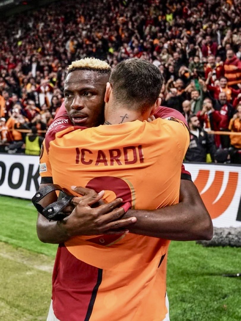 İyiki varsınız Mauro Icardi🦁Victor Osimhen