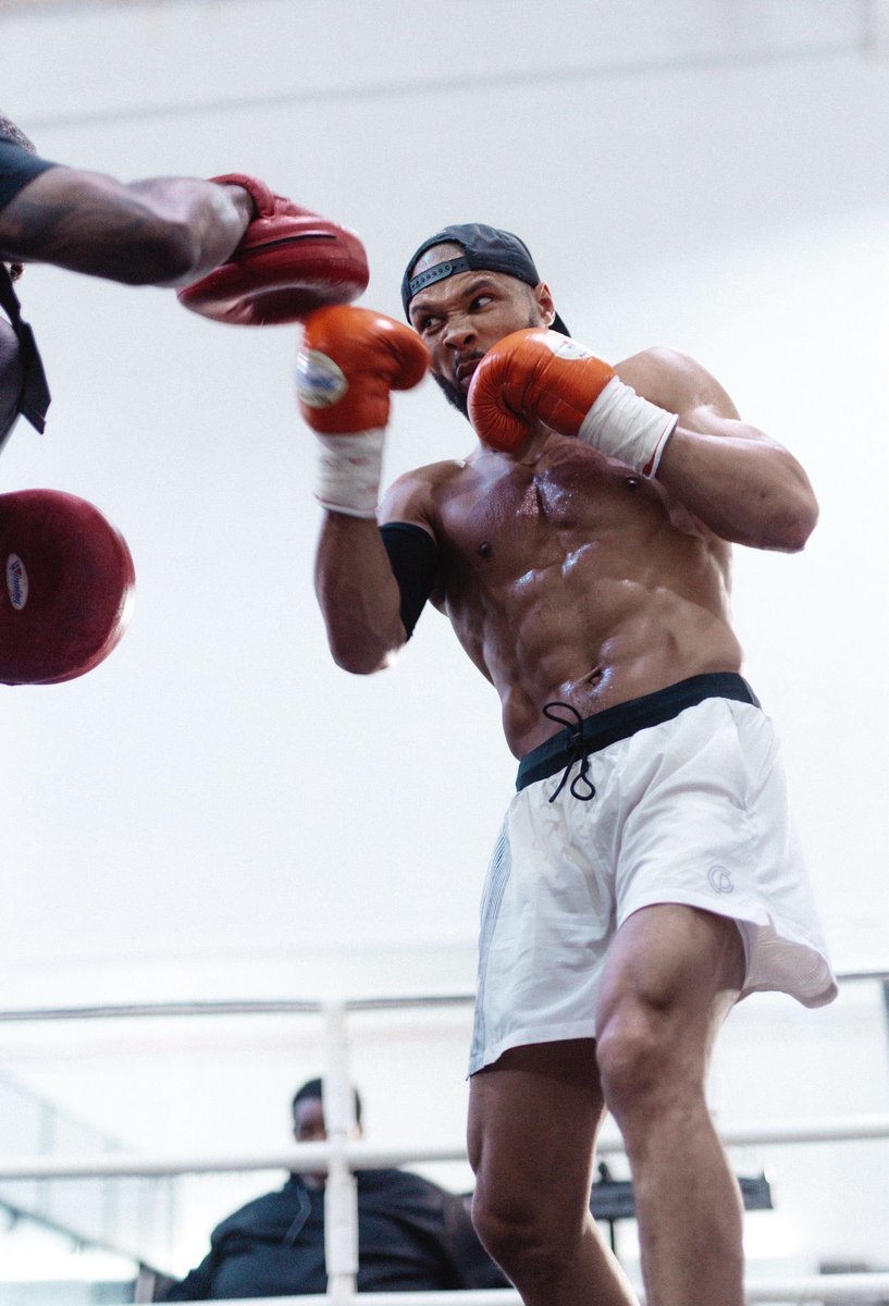 ChrisEubankJr's tweet image. 3 weeks #EubankBenn2