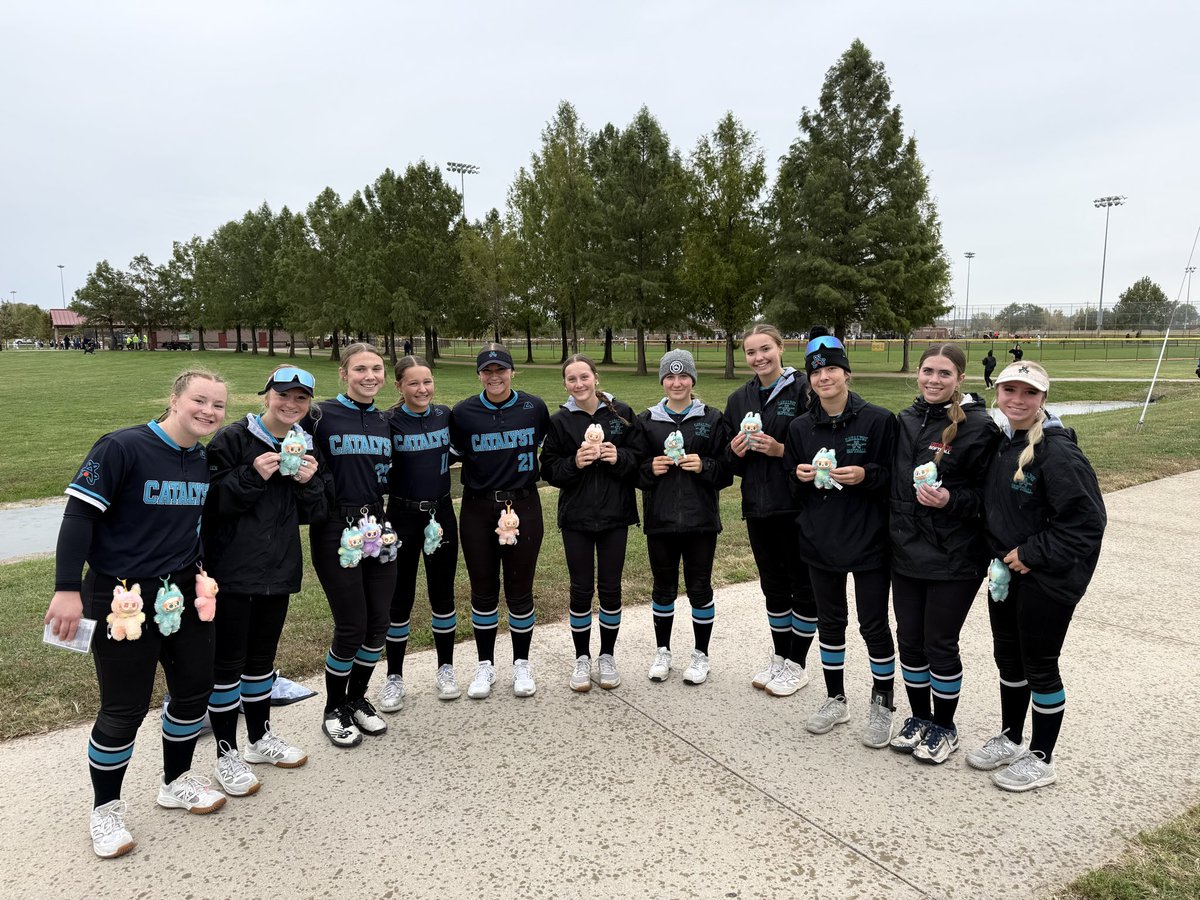 Catty16uNatty's tweet image. Overall, we had a great showing down in Chesterfield. We had a team BA over .400, and went 4-1 on the weekend!

Lots to be proud of, and we cannot wait for our tourney this coming weekend, the Standout Scout Showcase in Blaine, MN!