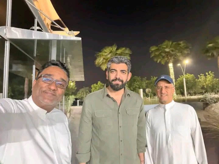 برقية عاجلة من أبوظبي..
المناضل عمرو البيض يبعث تحياته لشعبنا العظيم  ويؤكد لكم أن الجنوب قادم…