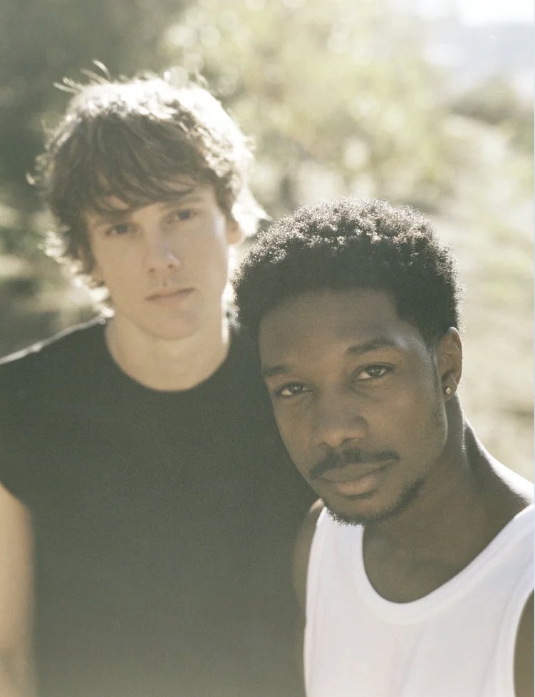 weyler hq ♡ (@weylerhq) on Twitter photo Hunter Doohan shows off his yummy arms while posing alongside Lamar Johnson in new photoshoot for Behind The Blinds Magazine. Hunter Doohan shows off his yummy arms while posing alongside Lamar Johnson in new photoshoot for Behind The Blinds Magazine.