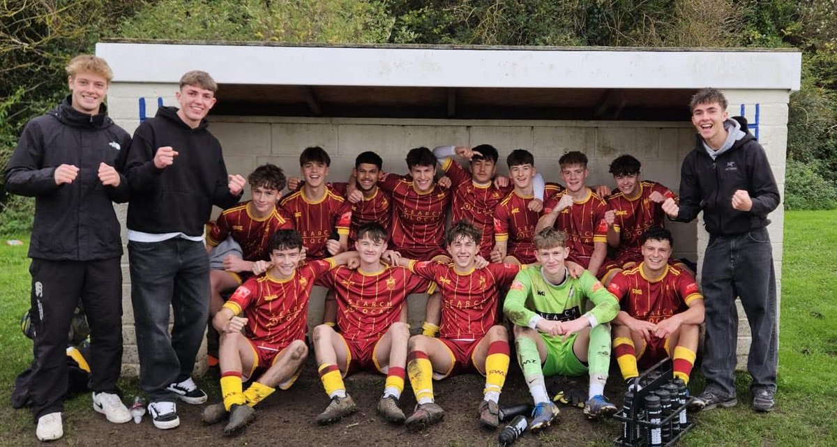 Cook209Martin's tweet image. The feel good factor continues in east devon : 
@ExmouthTown_FC u18 beat @tivertontownfc u18 on pens today Utt 
@town_teams @swsportsnews @NonLeagueCrowd