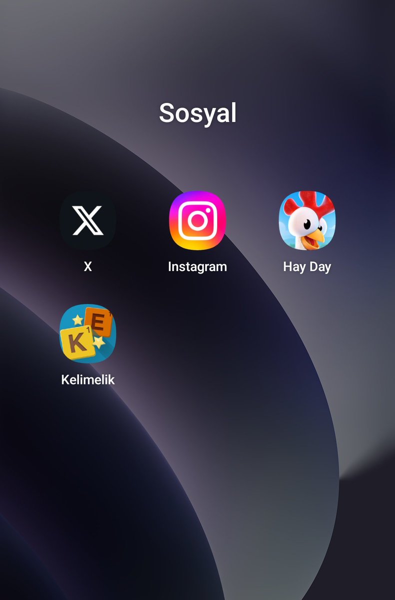 narinlycore's tweet image. meşgul 
ol ki 
üzülmeye
vaktin 
olmasın