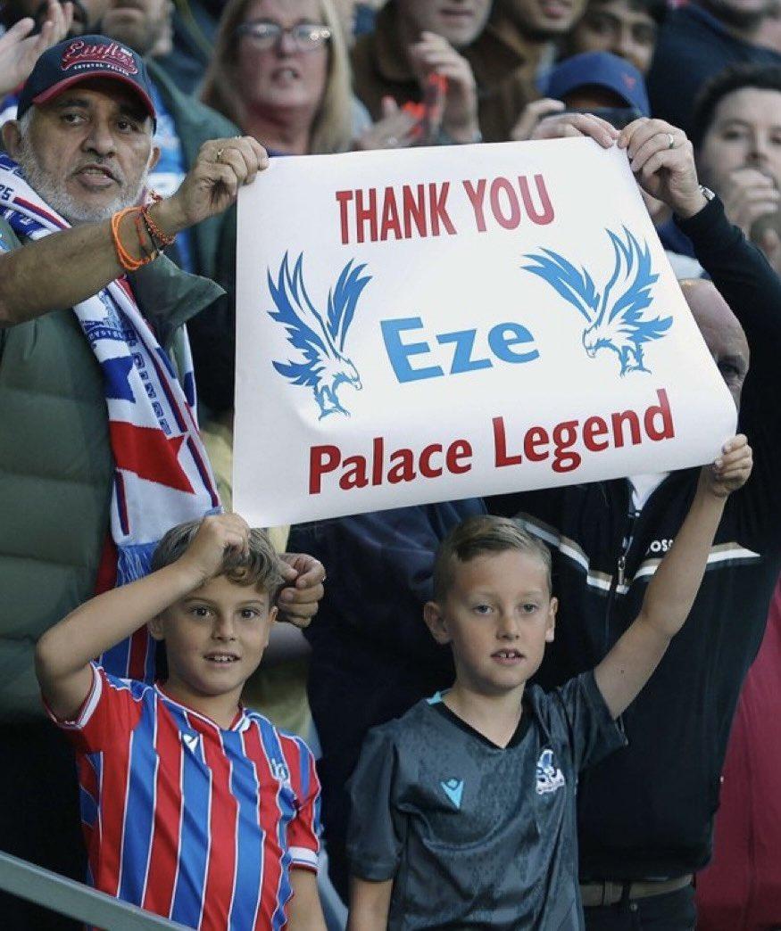 Eze is still loved by his former fanz at crystal palace