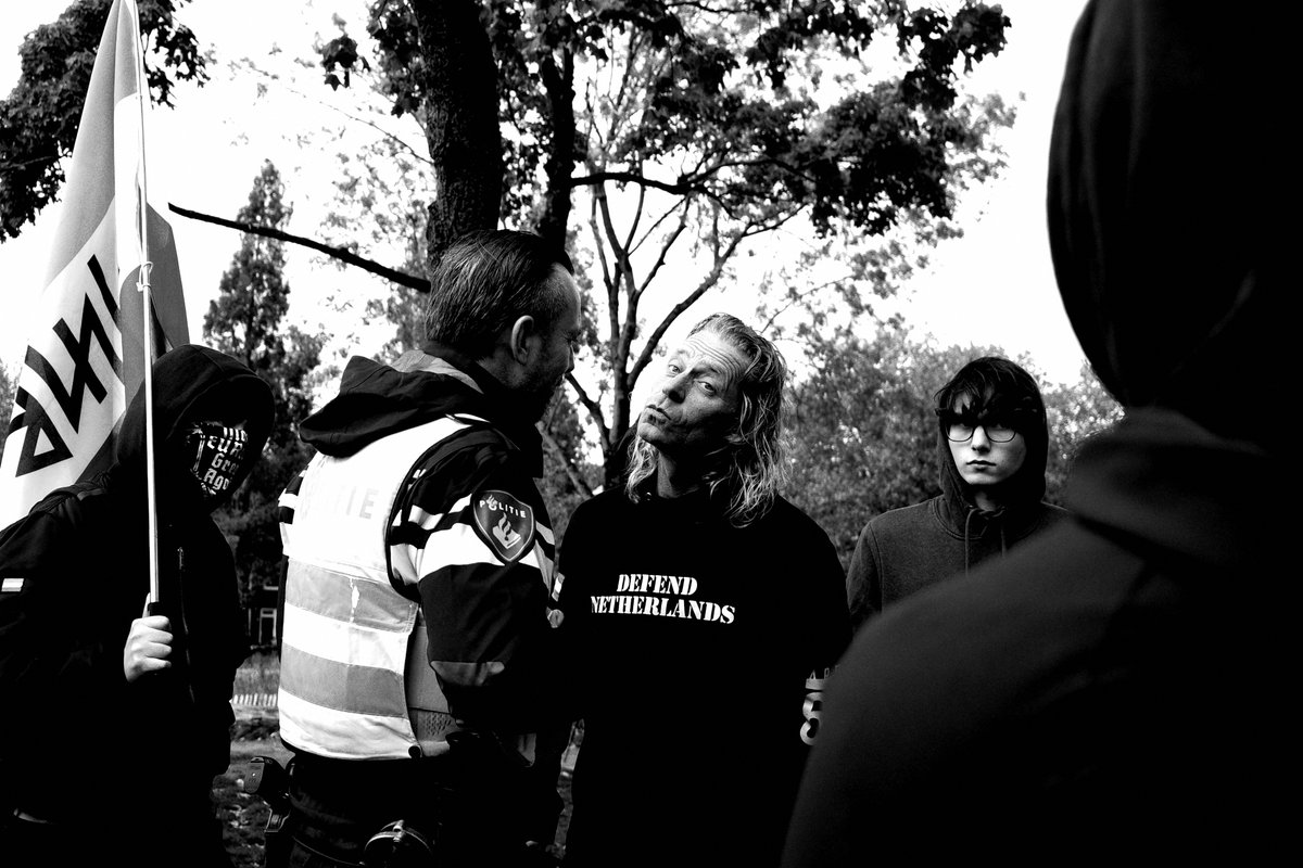 LiveLinecam's tweet image. Utrecht anti-immigratiedemonstratie. #utrecht #demonstratie #DefendNetherlands #politie