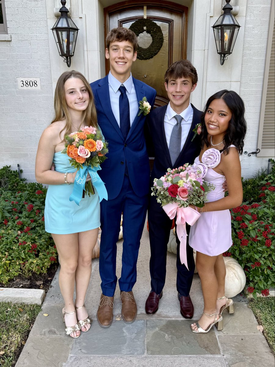 michaeldcrain's tweet image. Still thinking about HOCO @TrinityValley School! Proud dad seeing M&amp;amp;M all dressed up, having fun, &amp;amp; making memories with friends. Grateful for our #TVSTrojans family! 💜💛 #HOCO2025 #GirlDad #FortWorth