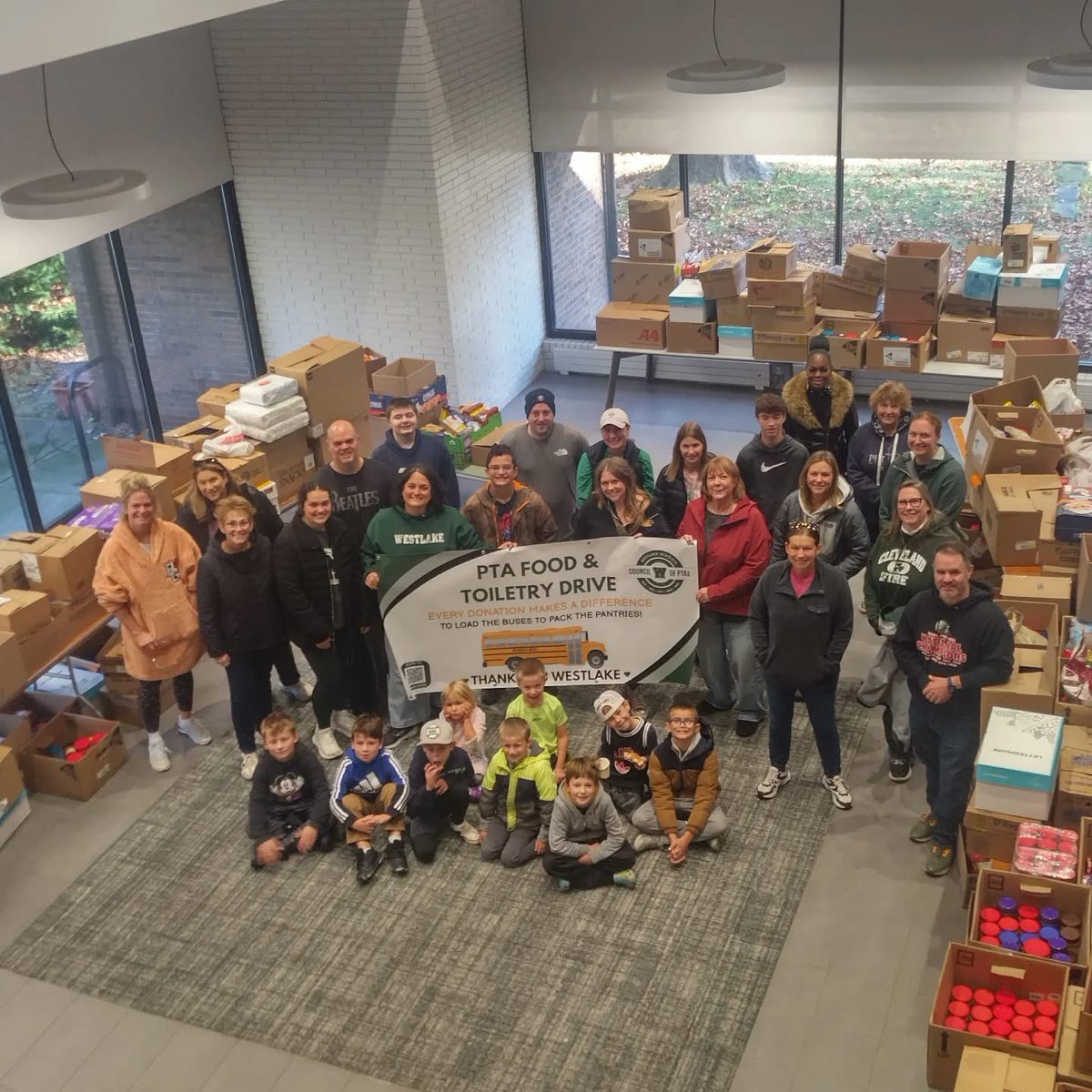 𝐖𝐄 𝐃𝐈𝐃 𝐈𝐓! 𝟔,𝟓𝟓𝟖 𝐜𝐚𝐧𝐧𝐞𝐝 𝐚𝐧𝐝 𝐛𝐨𝐱𝐞𝐝 𝐠𝐨𝐨𝐝𝐬 &amp; 𝐞𝐬𝐬𝐞𝐧𝐭𝐢𝐚𝐥 𝐢𝐭𝐞𝐦𝐬 collected for the PTA Food &amp; Toiletry Drive that will 𝙙𝙞𝙧𝙚𝙘𝙩𝙡𝙮 𝙨𝙪𝙥𝙥𝙤𝙧𝙩 those in need. 𝐓𝐇𝐀𝐍𝐊 𝐘𝐎𝐔! Direct donations to May Dugan: bit.ly/wcptafooddrive.