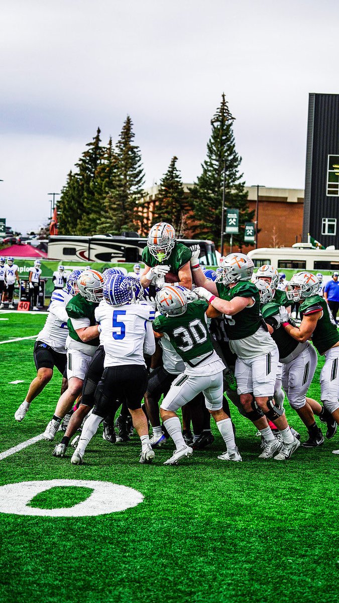 So many awesome moments captured! aidanfeddescreative.zenfoliosite.com/tech-vs-mayvil… #RollDiggs