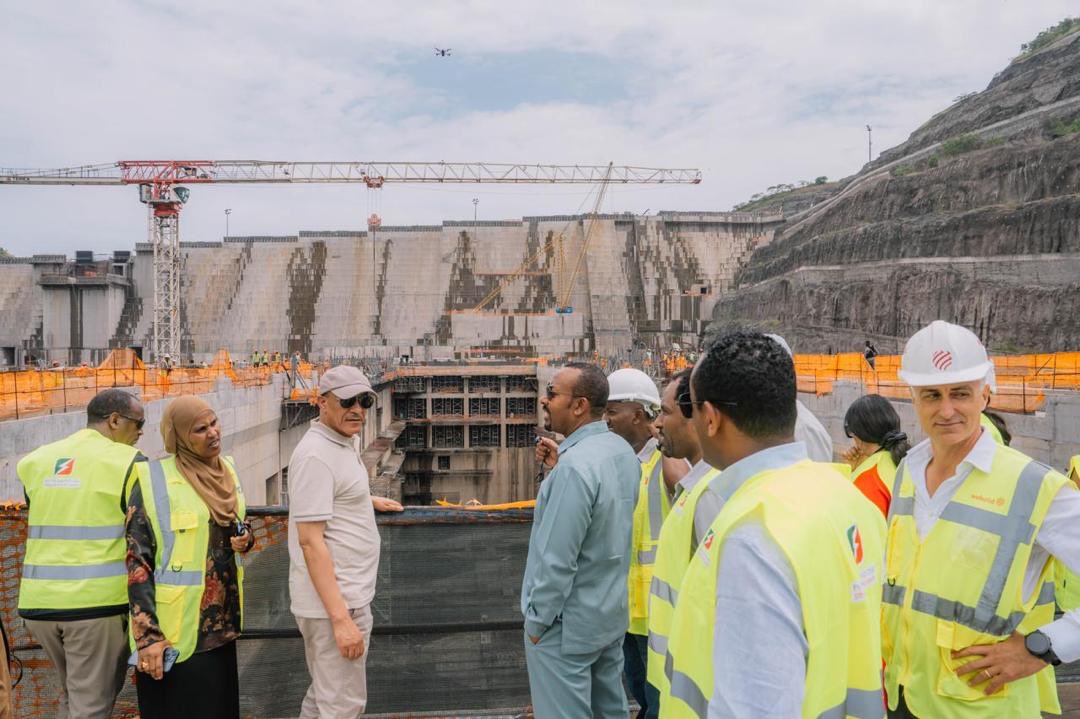 TownRobe's tweet photo. FY 2025/26: The mighty GERD reigns as Ethiopia's energy crown jewel, uniting hearts &amp; harnessing Nile power for clean, unstoppable energy and soaring regional prosperity!. #EthiopiaRising #Ethiopia25_26 @AbiyAhmedAli @AfDB_Group @USEmbassyAddis https://t.co/gxVwsiBW5z