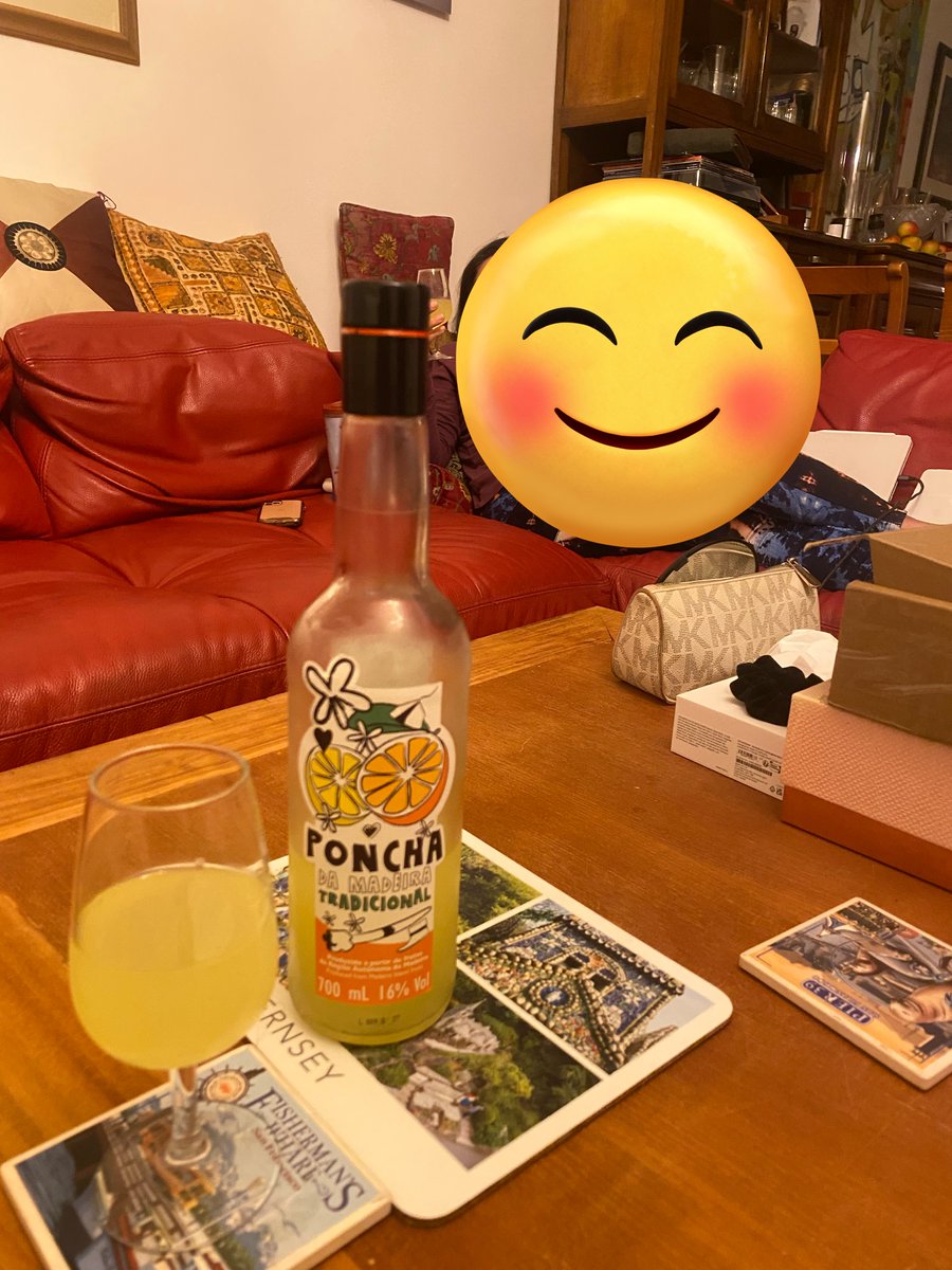 ile_cezembre's tweet photo. Santé 🥂 #poncha #Madère https://t.co/B4CSeMUpjp