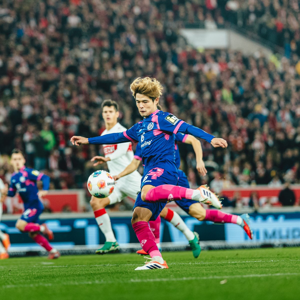 佐野海舟 は先発出場し、試合終了までプレーしました🔴⚪️ #マインツ