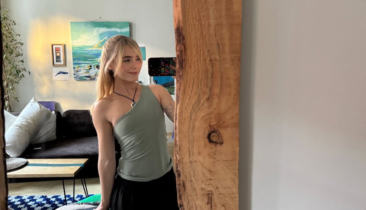 lovswiftg's tweet image. la mas hermosa