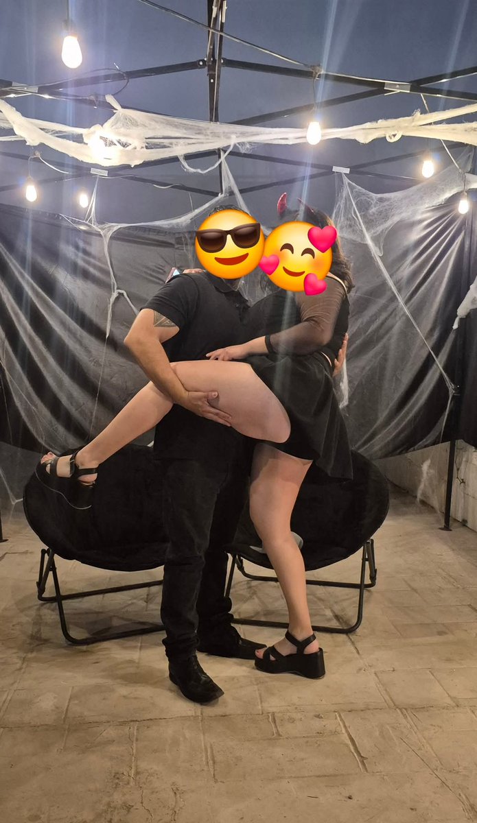 roxyjon99's tweet photo. Alguna de las fotos de el evento de ayer 😈🥴
Chicos muchas gracias fue todo un éxito,
Esperamos y se la pasarán chingón 
#HALLOWED

@VillaDay2  @EstefanyTrc https://t.co/rE2EeDDuC4