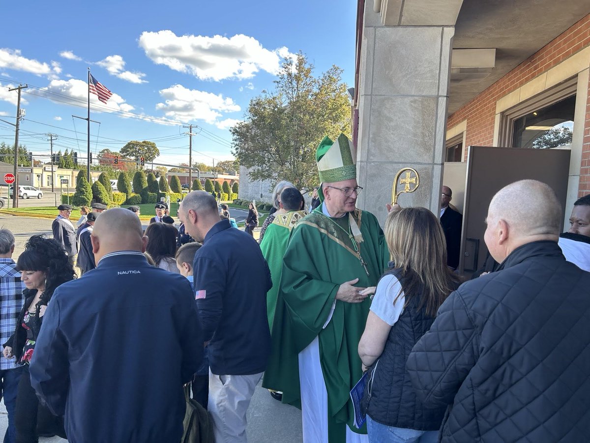 Diocese of Rockville Centre tweet media
