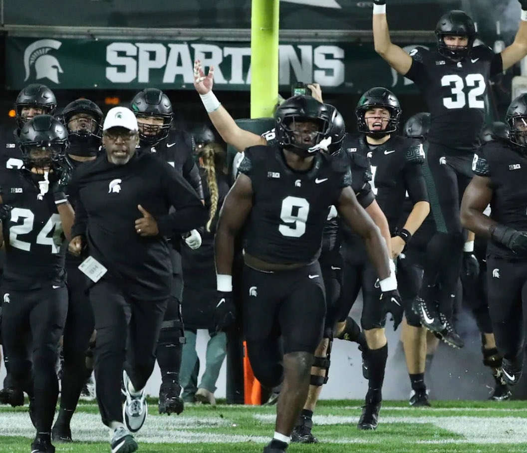 After a great conversation with @DLcoachlegi Blessed to receive an offer from Michigan State University! 

<a href="/Coach_Smith/">Jonathan Smith</a>
@MalikGil5
<a href="/MSU_Football/">Michigan State Football</a>
<a href="/_antjuan_/">Antjuan Simmons</a>
<a href="/Rbcoachdgraham/">Daryl Graham</a> <a href="/MSUFBRecruiting/">Spartan Recruiting</a> <a href="/bobbybentley/">Bobby Bentley</a> @footballbga @Shaynep_media <a href="/joe_spears7/">Joe Spears🏈🏀</a> <a href="/TomLoy247/">Tom Loy</a> @ChadSimmons
<a href="/AllenTrieu/">Allen Trieu</a>